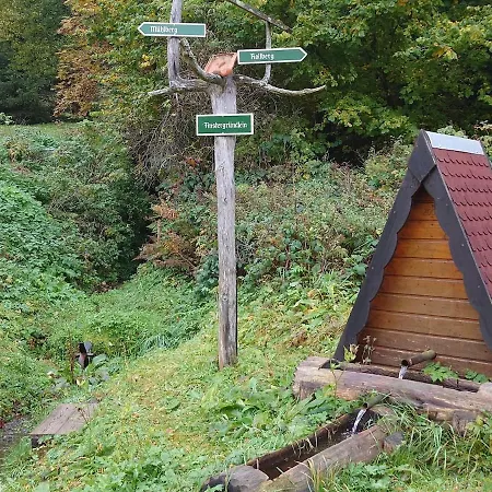 Moderne Am Rennsteig Zum Wohlfuehlen ماسيربيرغ