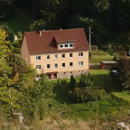 Apartment Moderne Am Rennsteig Zum Wohlfuehlen *